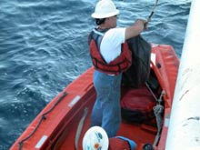 Innovator ROV parts being transferred to Sonsub crew