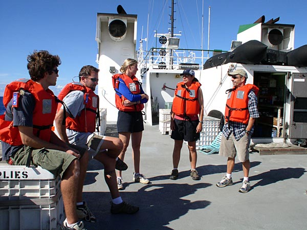 View a slide show of some of the marine life and images collected during the first cruise leg in September.