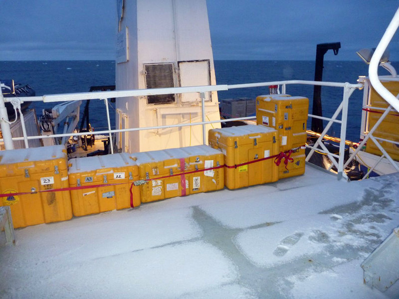 Snow on the deck of the Khromov.