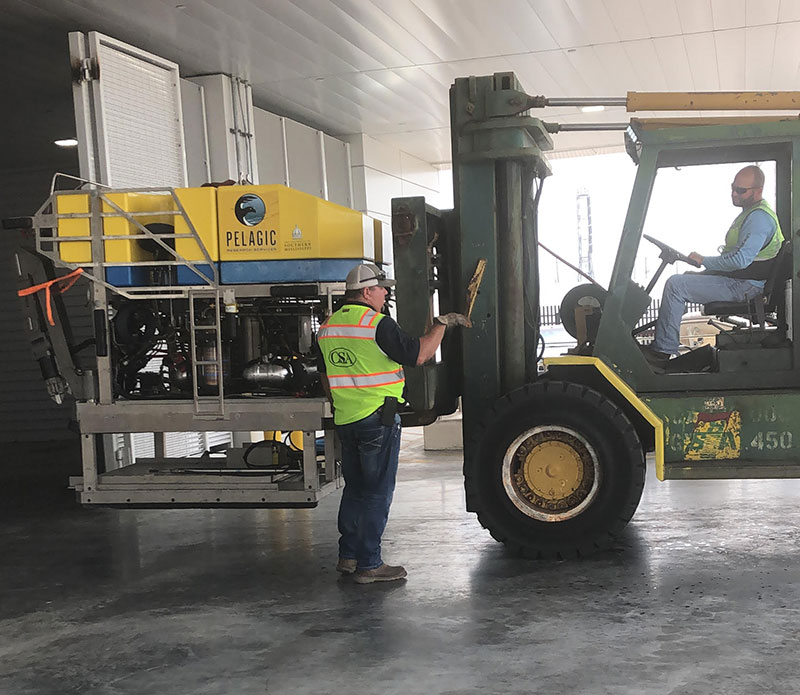 ROV Odysseus being transferred from the Marine Research Center to the ship