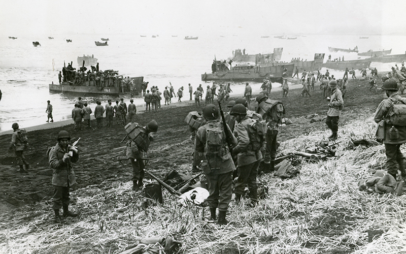 U.S. troops landing at Attu.