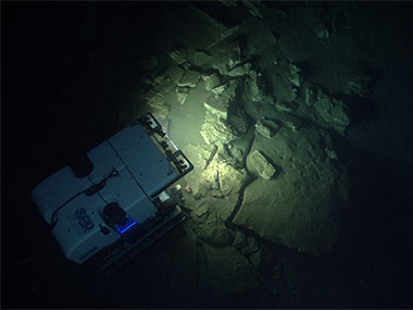 ROV Deep Discoverer investigates the geomorphology of Block Canyon.