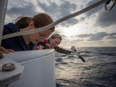 Rough Seas: Dive Postponed, Mapping Continues